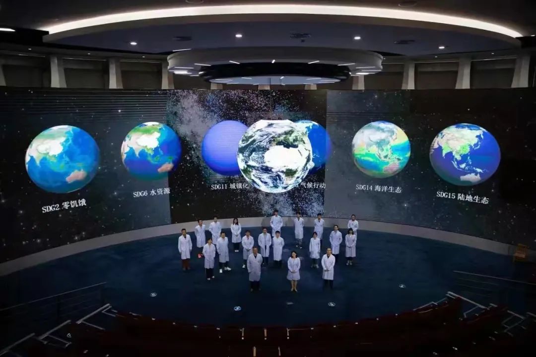 接受领导人检阅 | 金年会·jinnian(金子招牌)智能显示助力紫金山实验室展现强劲创新力