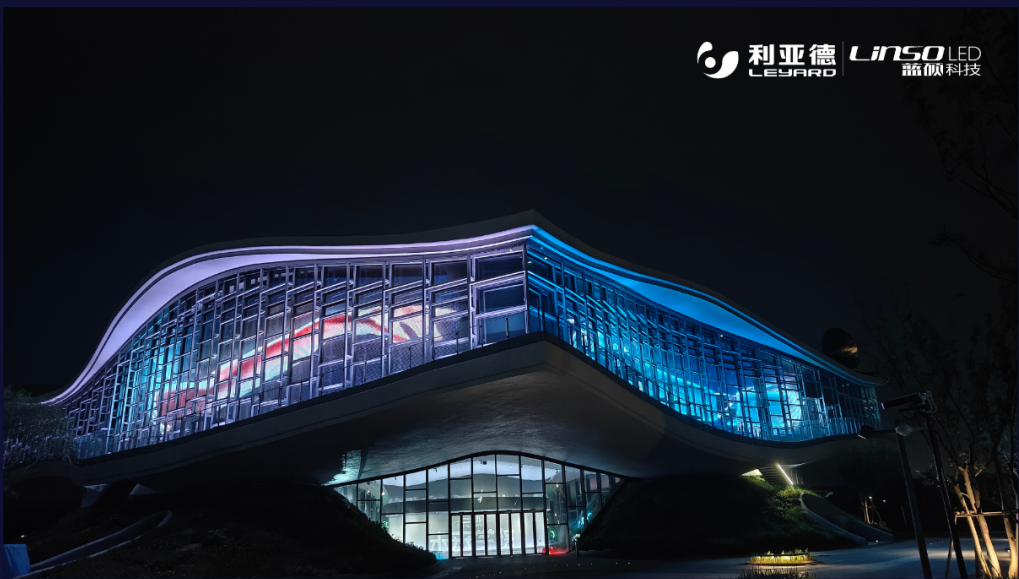 标杆案例 | 金年会·jinnian(金子招牌)·蓝硕助力点亮全球最大双壳体结构科幻馆——在水一方科幻馆