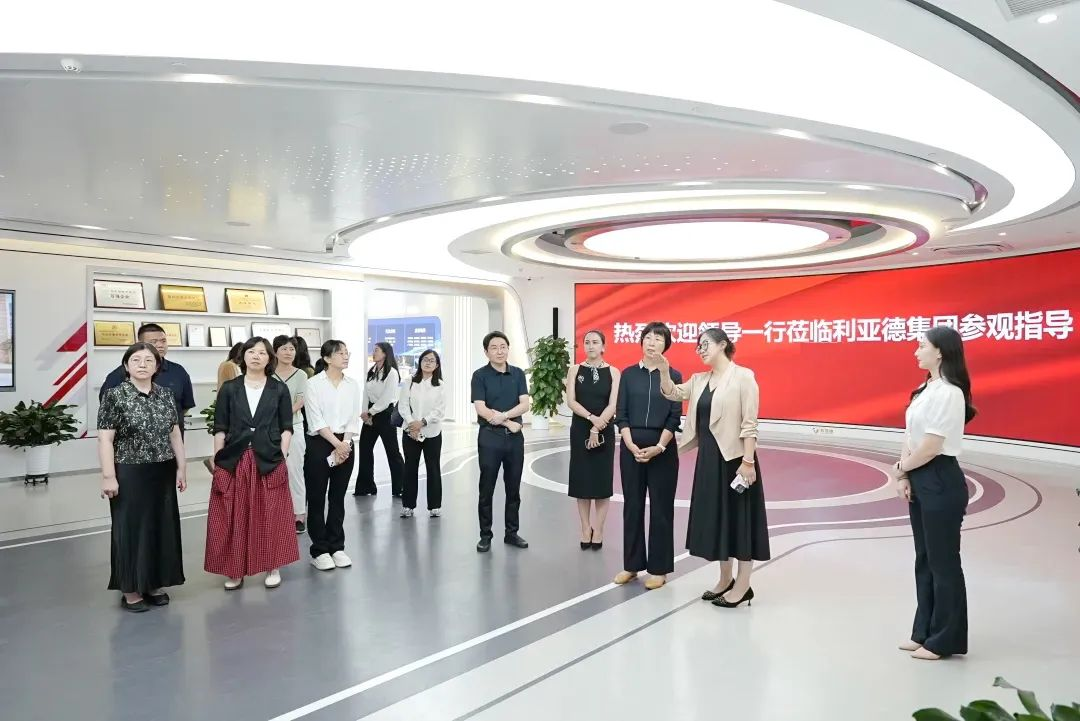 北京市统计局局长李素芳一行莅临金年会·jinnian(金子招牌)调研指导