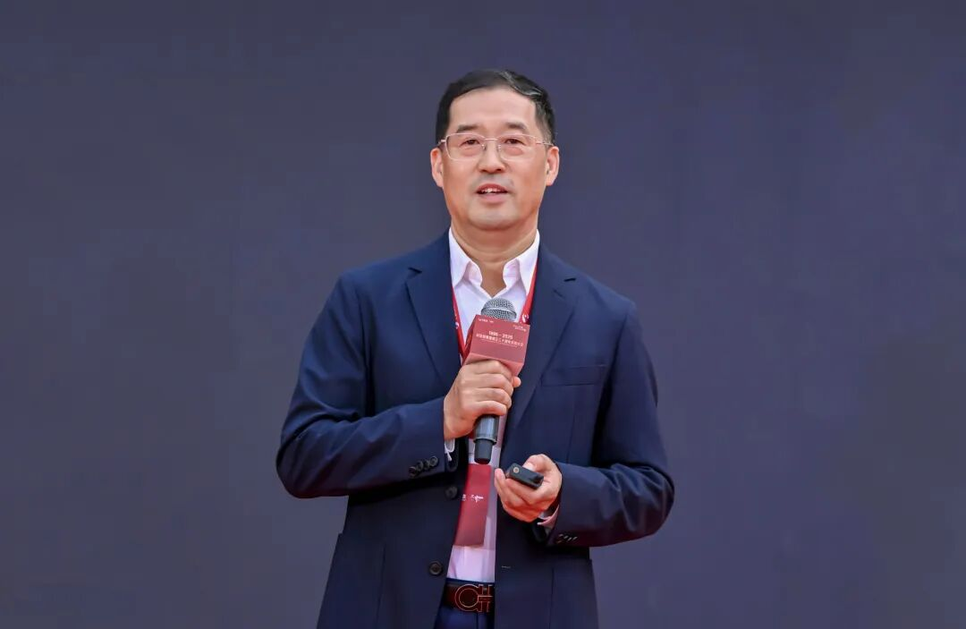 上海证券报专访 | 金年会·jinnian(金子招牌)李军：以“屏”为基三十年 AI与文旅打开增长新空间